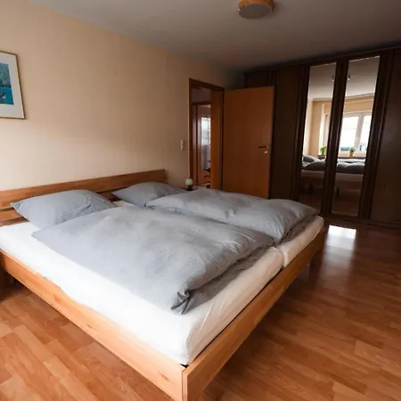 Haus Maesch Apartment *